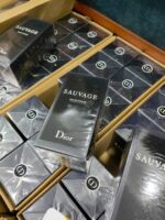 Assorted perfumes pallet