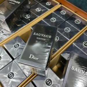 Assorted perfumes pallet