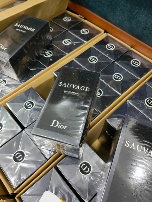 Assorted perfumes pallet
