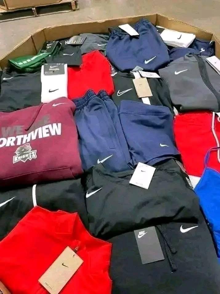 Nike Clothes Pallets for Sale | 600 Pieces Wholesale Nike Apparel - Image 4