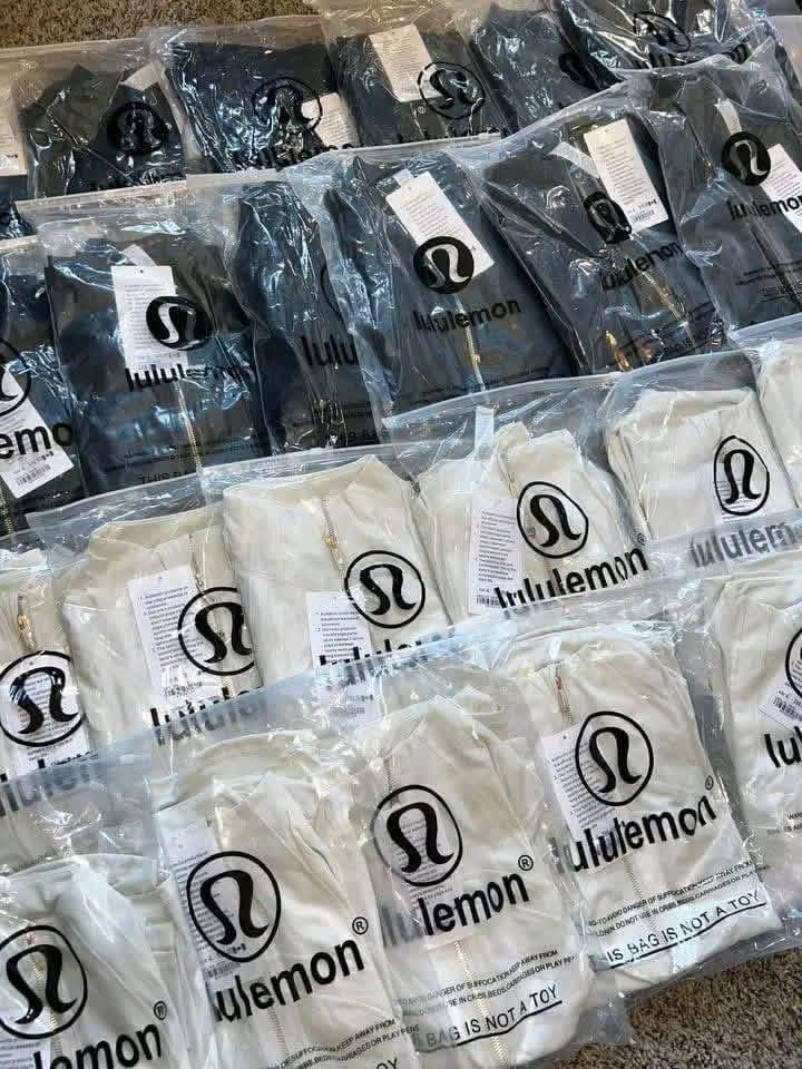 Lululemon Clothes Pallets - Image 5