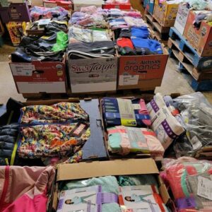 Kids clothes Pallets
