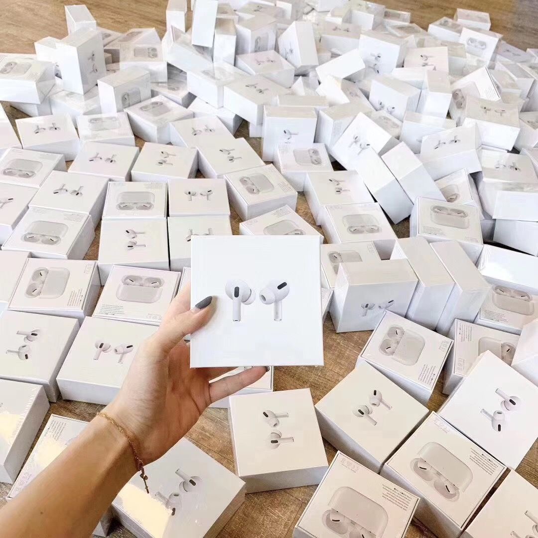 Apple AirPods - Image 5