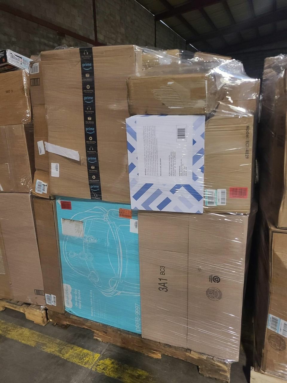 TRGT Bulk Overstock Pallets - Image 3