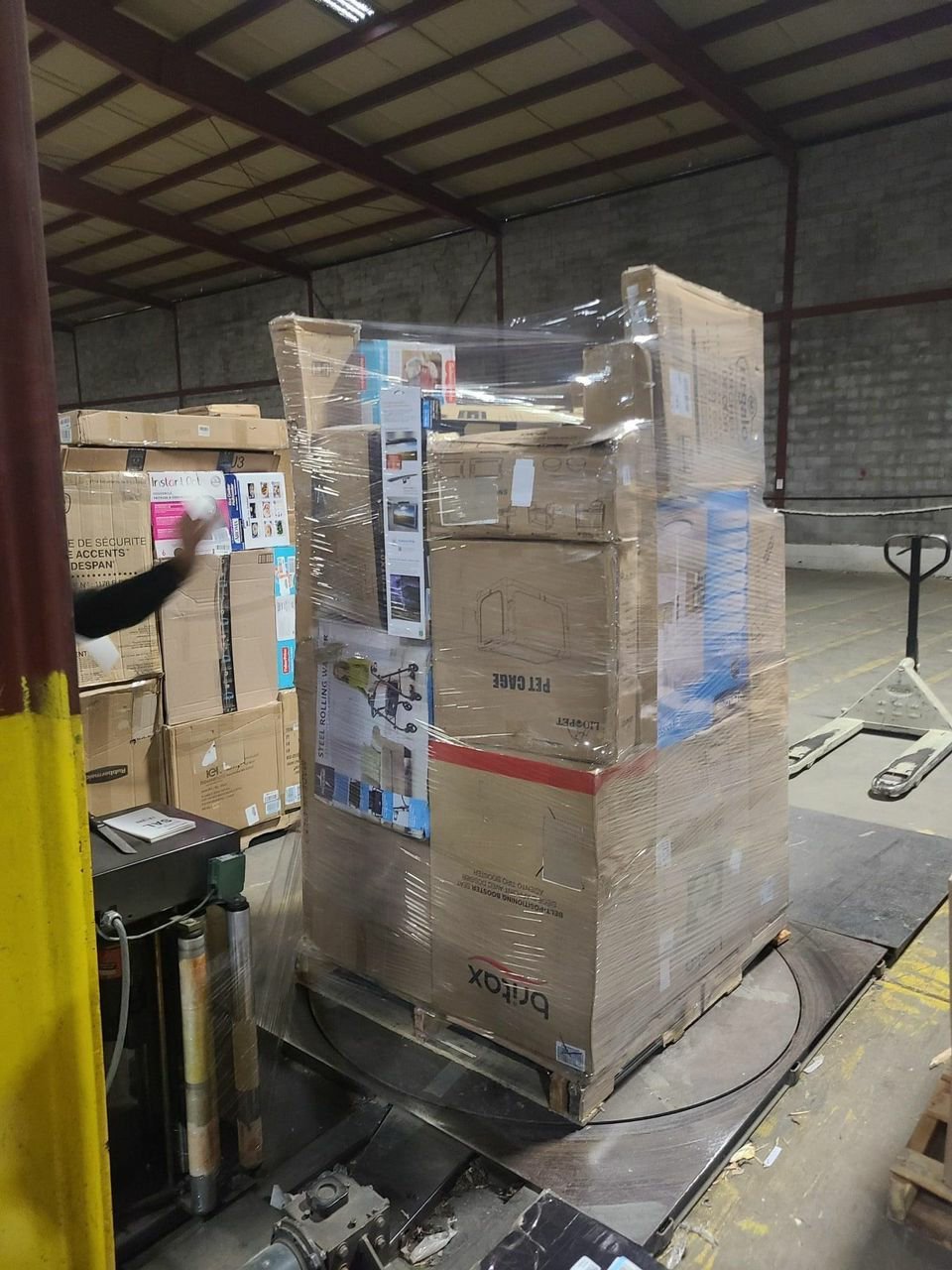 TRGT Bulk Overstock Pallets - Image 4