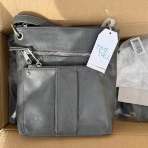 Assorted Purses Partial Load