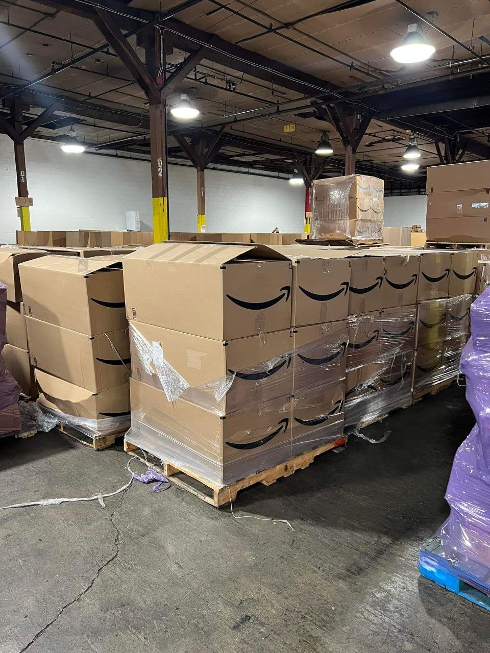 Amazon Coffin Box Pallet - Image 2