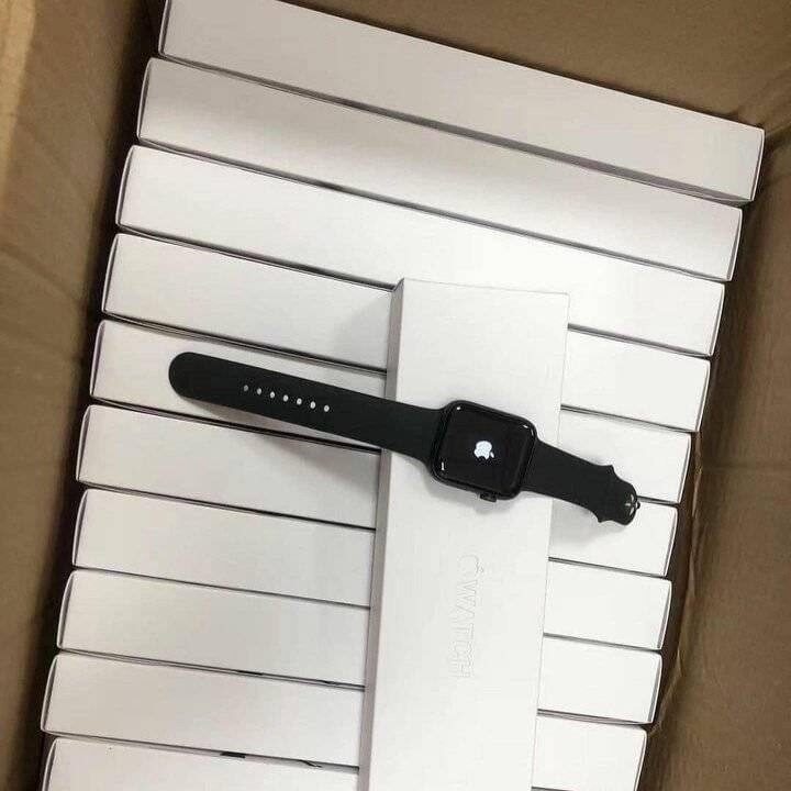 Apple Watch Liquidation Pallet