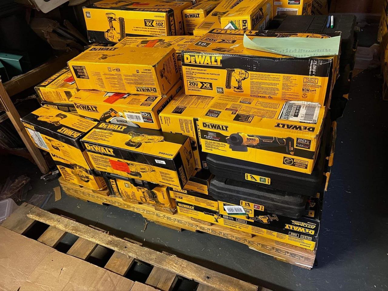 dewalt tool pallets-Bulk liquidation sales - Image 5
