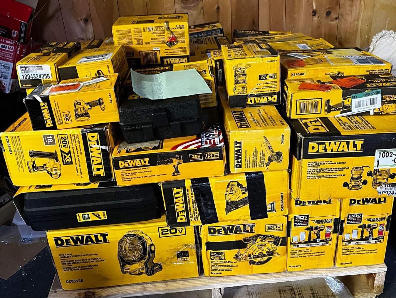 dewalt tool pallets-Bulk liquidation sales - Image 8