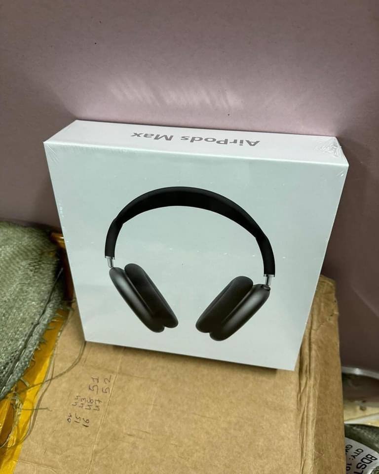 Apple AirPods Max Liquidation Pallet - Image 6