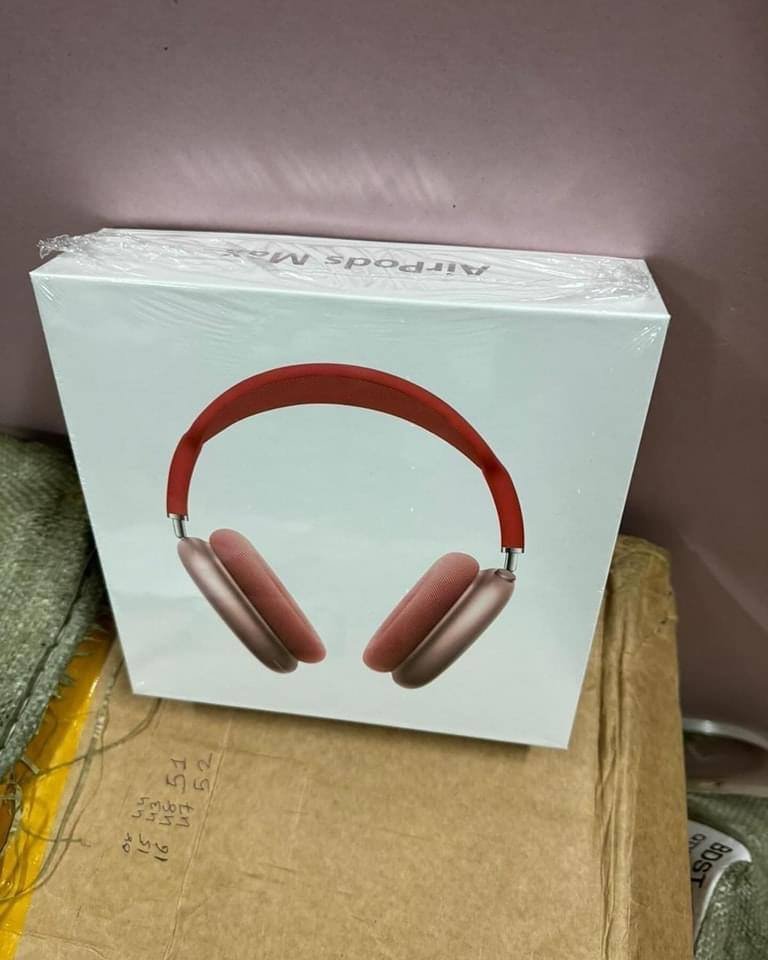 Apple AirPods Max Liquidation Pallet - Image 8