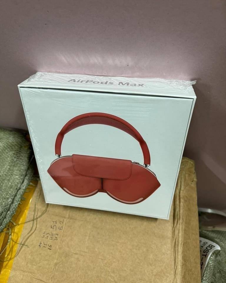 Apple AirPods Max Liquidation Pallet - Image 13